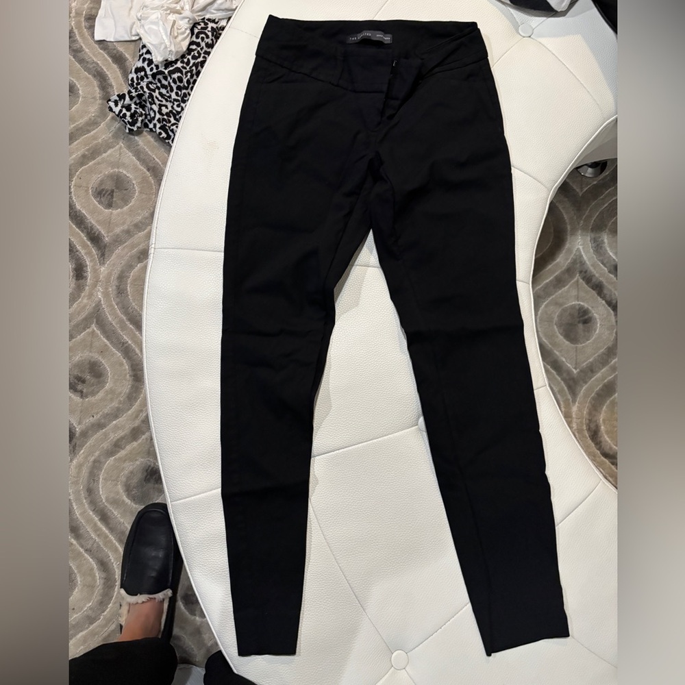 The limited exact stretch size 4 black pants